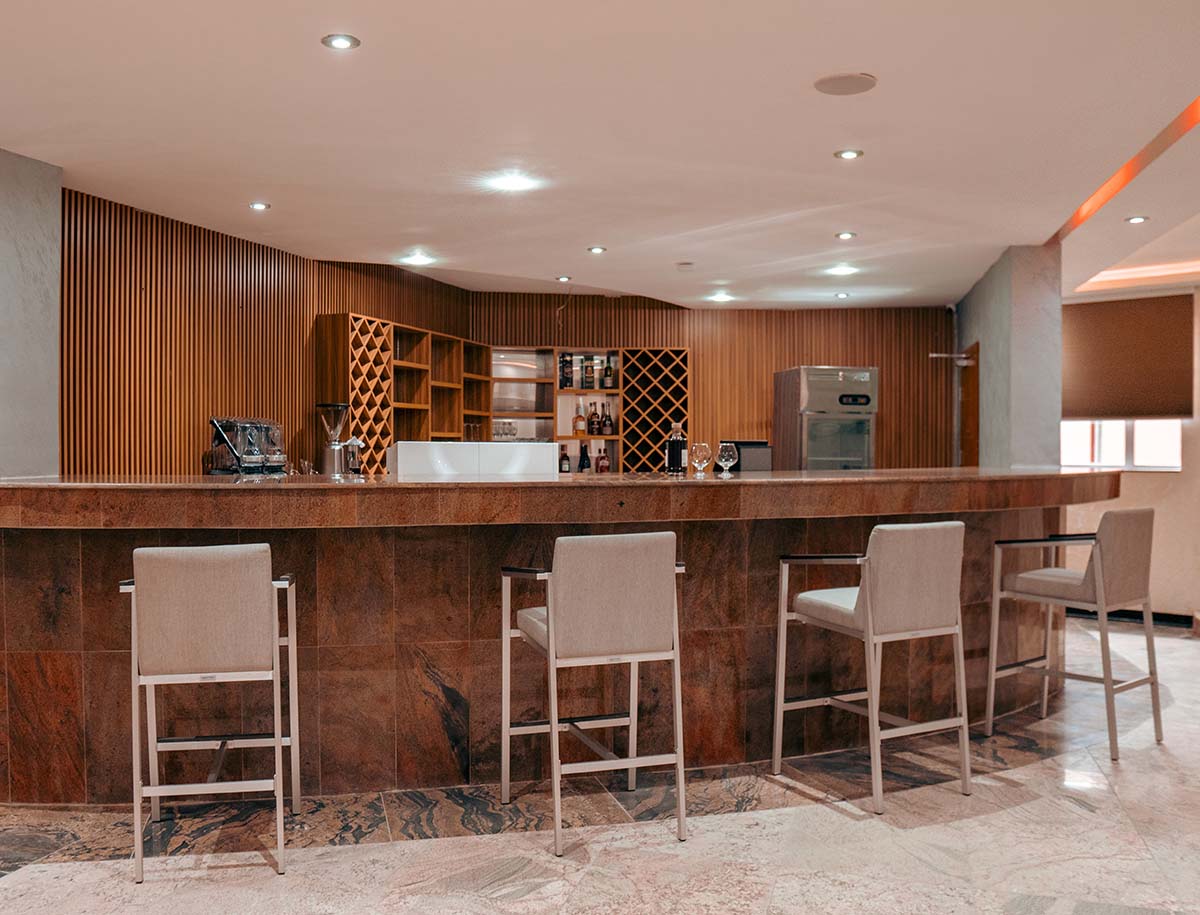 TED&Co Bar and Lounge